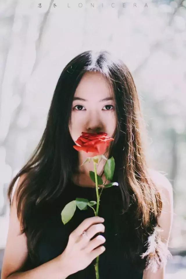 世界很粗糙，岁月也不温柔