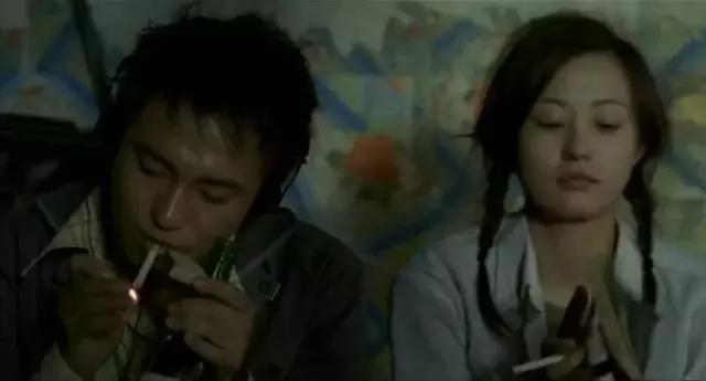 就算你不死心又怎样，她不喜欢你呀