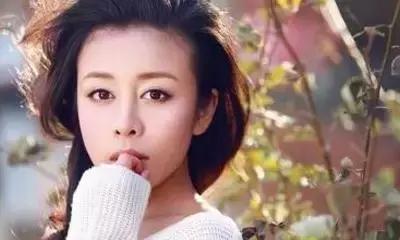 说不清的女人味，你有吗？
